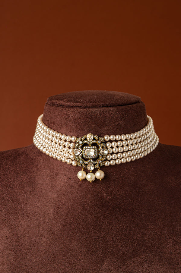 Tanvi Victorian Choker