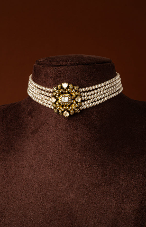 Swara Victorian Choker