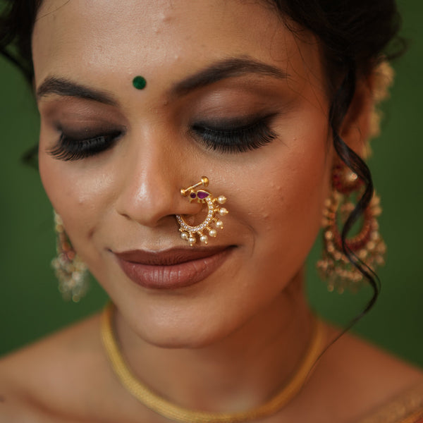 Royal Grace CZ Peacock Nose Pin.