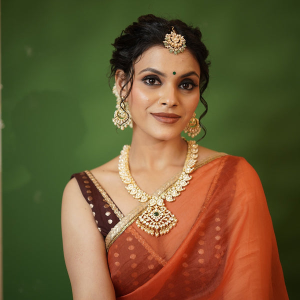 Mayura polki mango mala
