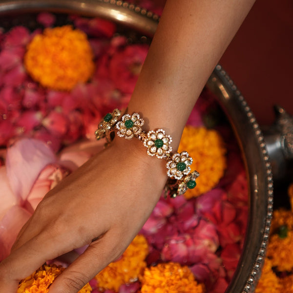 Pushkara Moissanite Bloom Bangle
