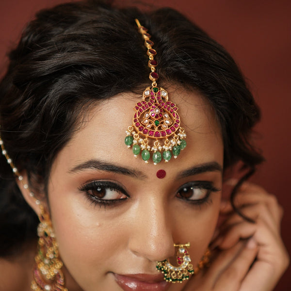 Haritha Kundan Maang Tikka