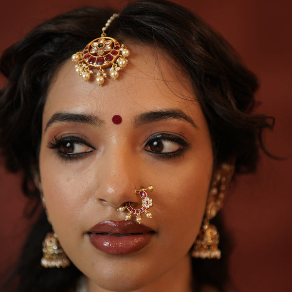 Gulika Kundan Nose Pin.