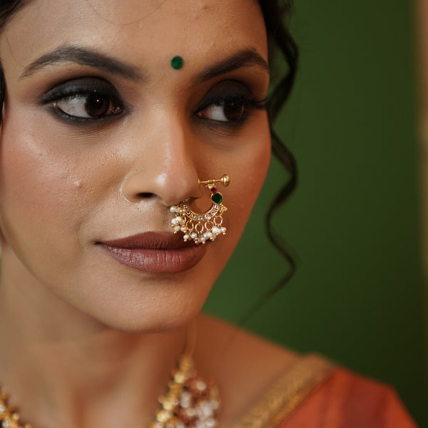 Kamalika Kundan Parrot Nose Pin