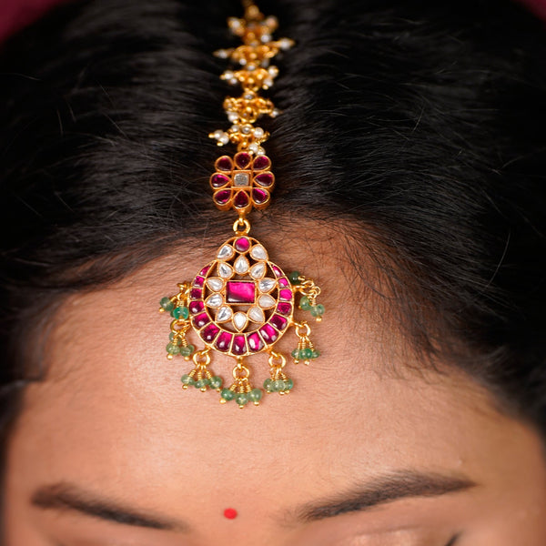 Exquisite Kundan Maang Tikka with  Emerald  Drops