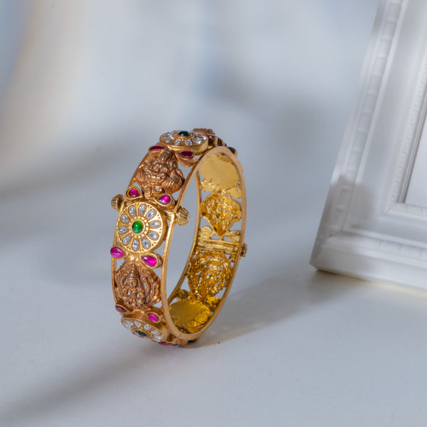 Divya Nakshi Kundan Heritage Bangle.