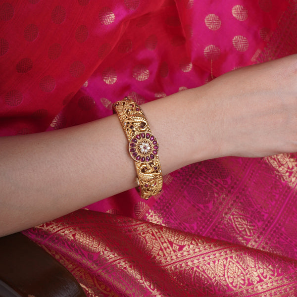 Rudraksha Nakshi Ruby Kundan Bangle.