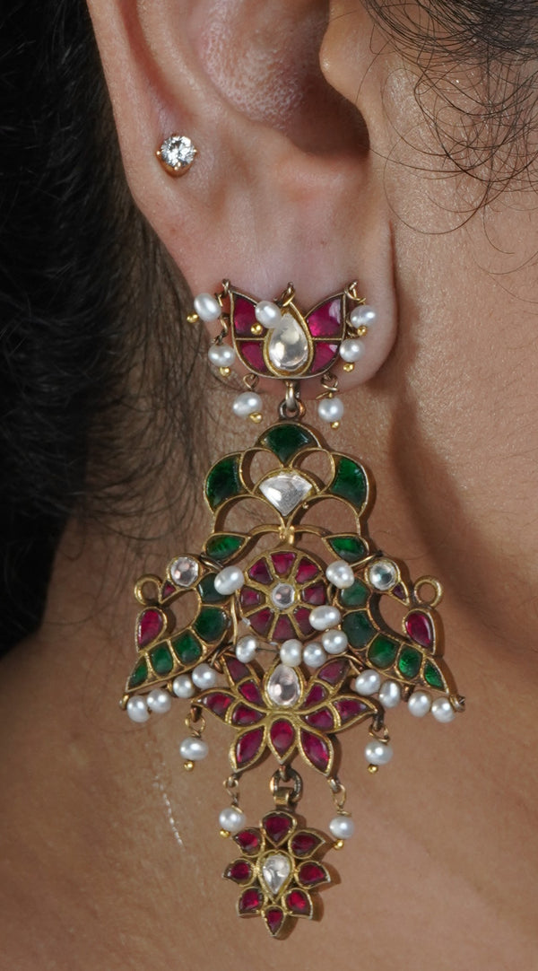 Shristi Saajh Kundan Earrings