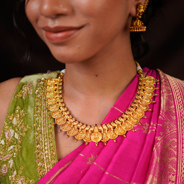 Traditional Kaasu Maala Choker (Addigai)