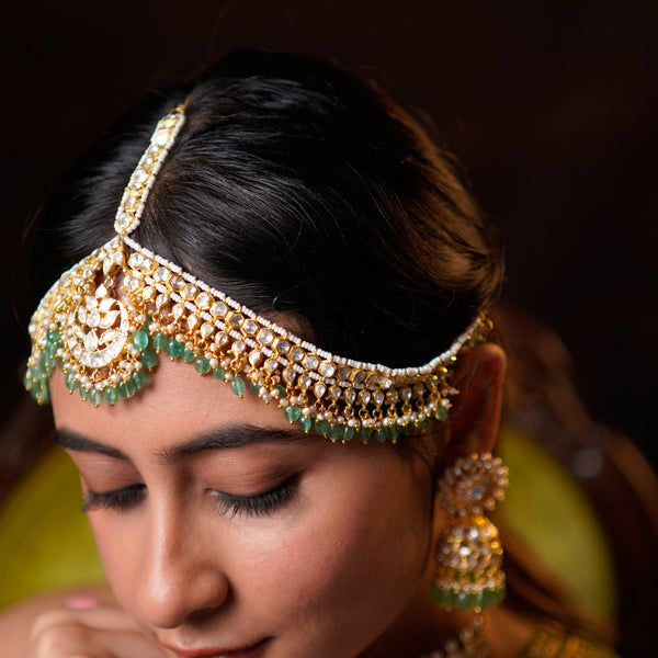 Regal Emerald Drop Moissanite Kundan Maatha Patti